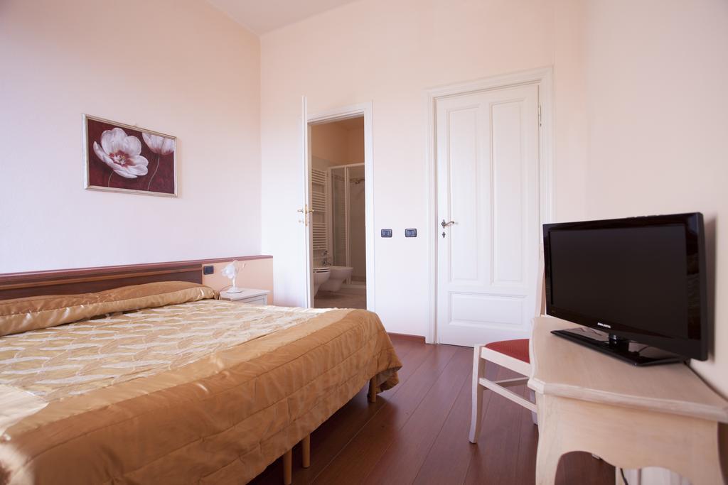 Liberty Guest House Lucca Rum bild